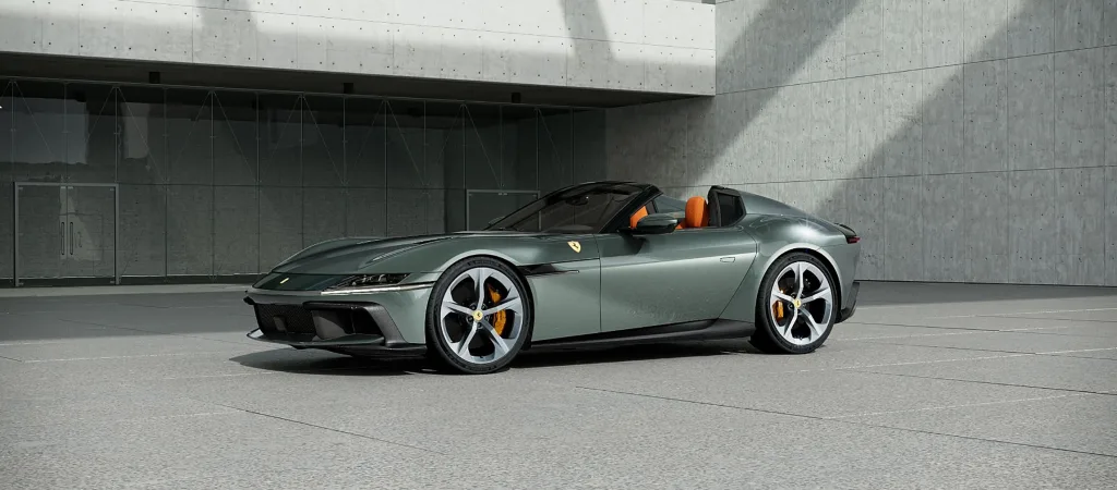 Green12CilindriSpider_SideView__2296x1010